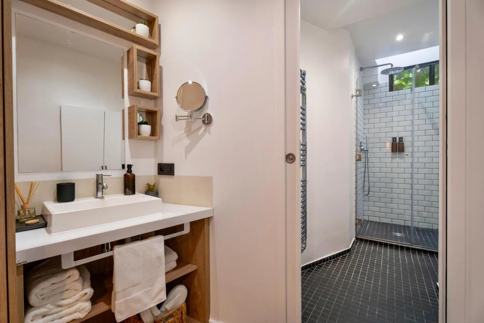 Apartment Quartier Notre Dame Paris