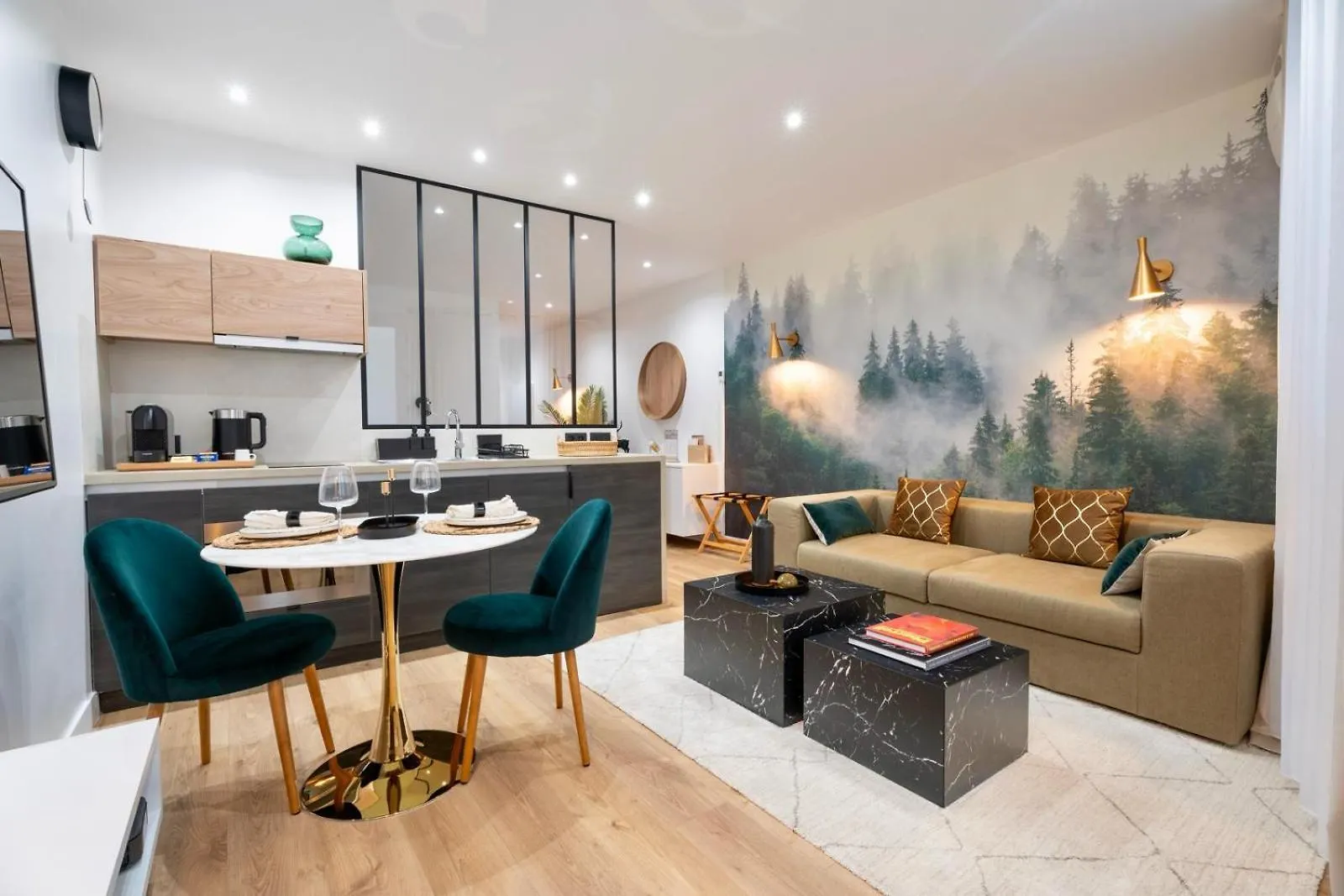 Quartier Notre Dame Apartment *