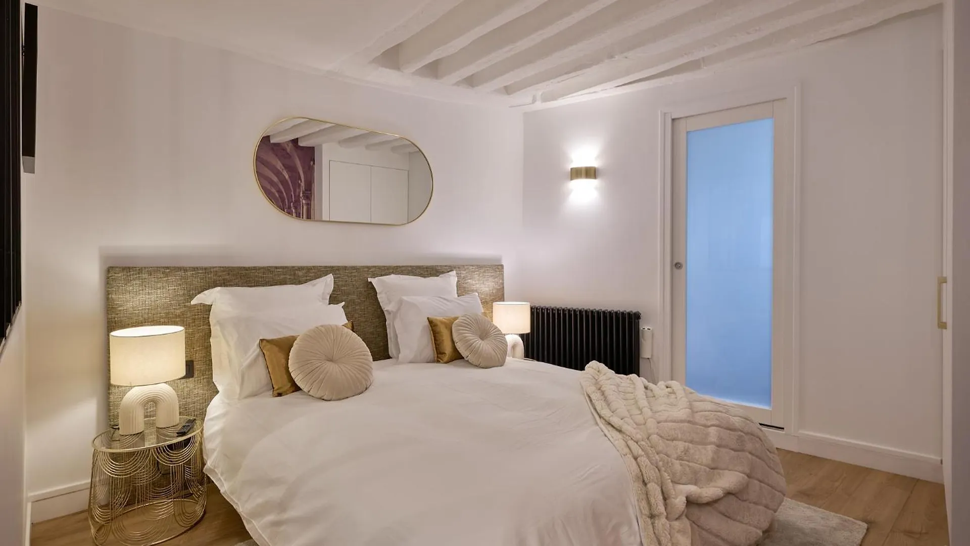 Apartment Cosy A 9 Min A Pied De La Cathedrale Notre Dame Paris